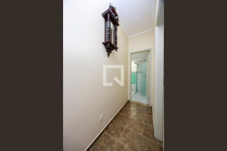 Casa à venda com 250m², 3 quartos e 1 vaga Casa à venda com 250m², 3 quartos e 1 vagaCorredor