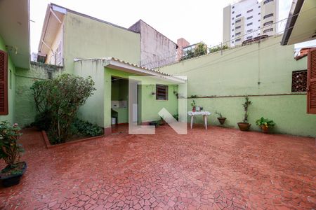 Casa à venda com 250m², 3 quartos e 1 vaga Casa à venda com 250m², 3 quartos e 1 vagaQuintal