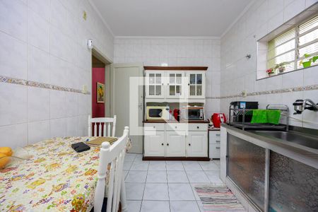 Casa à venda com 250m², 3 quartos e 1 vaga Casa à venda com 250m², 3 quartos e 1 vagaCozinha