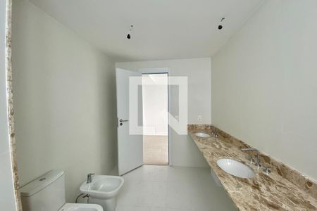 Apartamento à venda com 181m², 3 quartos e 1 vagaSuite 3