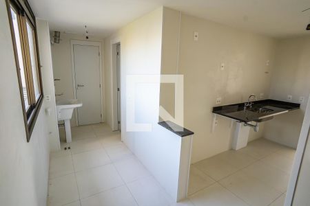 Apartamento à venda com 146m², 3 quartos e 1 vaga Apartamento à venda com 146m², 3 quartos e 1 vagaCozinha e Área de Serviço