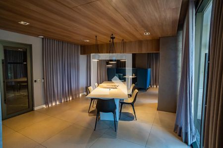 Apartamento à venda com 146m², 3 quartos e 1 vaga Apartamento à venda com 146m², 3 quartos e 1 vagaCoworking