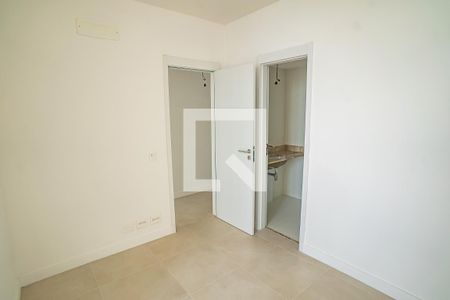 Apartamento à venda com 146m², 3 quartos e 1 vaga Apartamento à venda com 146m², 3 quartos e 1 vagaQuarto 2 suite