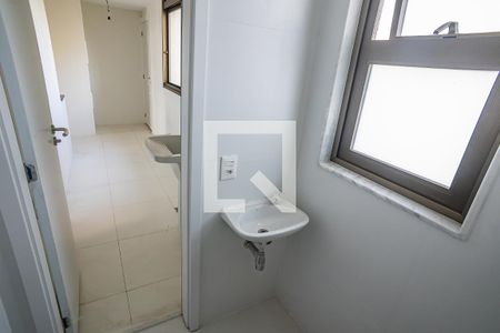 Apartamento à venda com 146m², 3 quartos e 1 vaga Apartamento à venda com 146m², 3 quartos e 1 vagaÁrea de Serviço - Banheiro