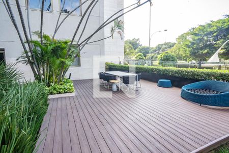 Apartamento à venda com 146m², 3 quartos e 1 vaga Apartamento à venda com 146m², 3 quartos e 1 vagaTerraço