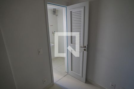 Apartamento à venda com 146m², 3 quartos e 1 vaga Apartamento à venda com 146m², 3 quartos e 1 vagaÁrea de Serviço - quarto