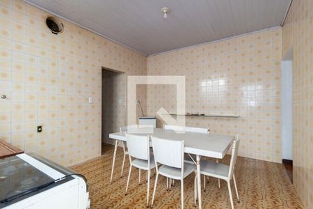 Casa à venda com 125m², 2 quartos e 2 vagas Casa à venda com 125m², 2 quartos e 2 vagasCozinha
