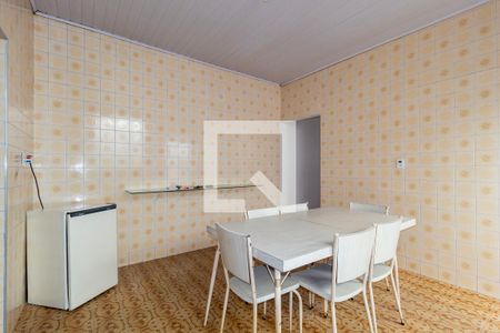Casa à venda com 125m², 2 quartos e 2 vagas Casa à venda com 125m², 2 quartos e 2 vagasCozinha
