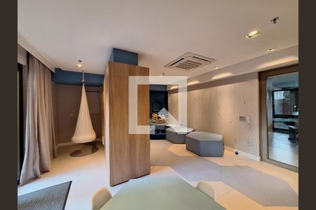 Apartamento à venda com 181m², 4 quartos e 1 vaga Apartamento à venda com 181m², 4 quartos e 1 vagaÁrea comum