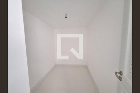 Apartamento à venda com 181m², 4 quartos e 1 vaga Apartamento à venda com 181m², 4 quartos e 1 vagaQuarto de serviço