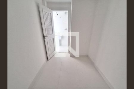 Apartamento à venda com 181m², 4 quartos e 1 vaga Apartamento à venda com 181m², 4 quartos e 1 vagaQuarto de serviço