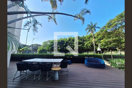 Apartamento à venda com 181m², 4 quartos e 1 vaga Apartamento à venda com 181m², 4 quartos e 1 vagaÁrea comum