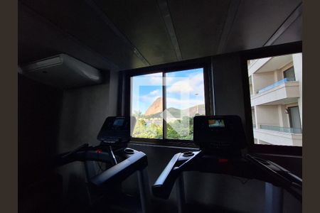 Apartamento à venda com 181m², 4 quartos e 1 vaga Apartamento à venda com 181m², 4 quartos e 1 vagaÁrea comum