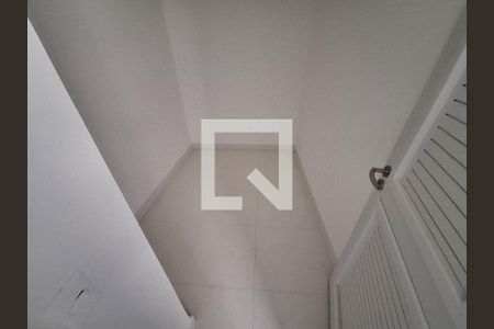 Apartamento à venda com 181m², 4 quartos e 1 vaga Apartamento à venda com 181m², 4 quartos e 1 vagaQuarto de serviço