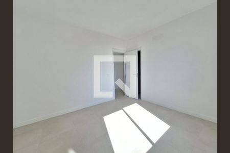 Apartamento à venda com 181m², 4 quartos e 1 vaga Apartamento à venda com 181m², 4 quartos e 1 vagaSuíte 2