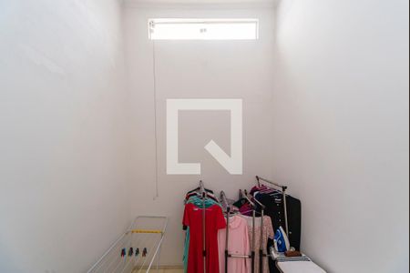 Casa à venda com 107m², 3 quartos e 2 vagas Casa à venda com 107m², 3 quartos e 2 vagasQuarto 2