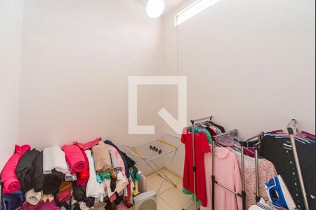 Casa à venda com 107m², 3 quartos e 2 vagas Casa à venda com 107m², 3 quartos e 2 vagasQuarto 2