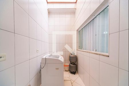 Casa à venda com 107m², 3 quartos e 2 vagas Casa à venda com 107m², 3 quartos e 2 vagasÁrea de Serviço