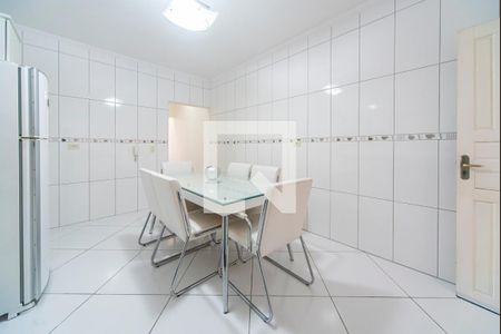 Casa à venda com 107m², 3 quartos e 2 vagas Casa à venda com 107m², 3 quartos e 2 vagasCozinha