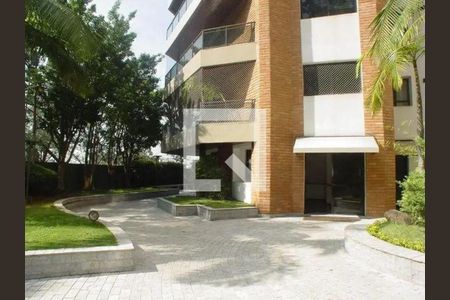 Apartamento à venda com 198m², 4 quartos e 3 vagas