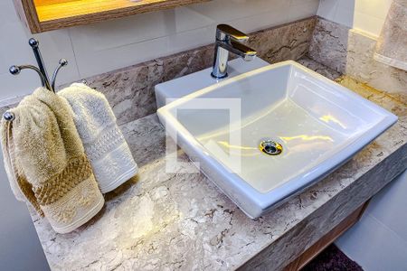 Casa à venda com 237m², 3 quartos e 4 vagasBanheiro