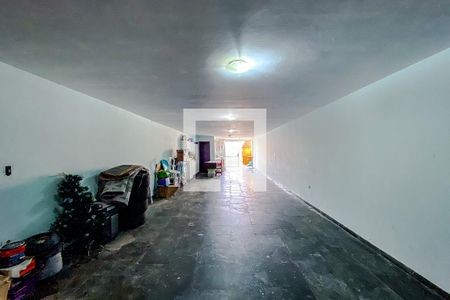 Casa à venda com 237m², 3 quartos e 4 vagasGaragem