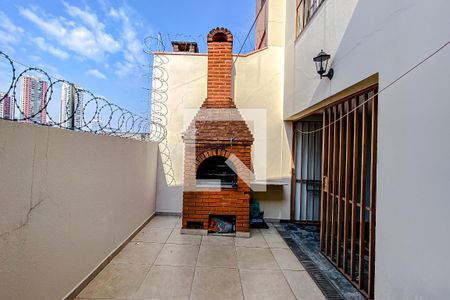 Casa à venda com 237m², 3 quartos e 4 vagasÁrea externa