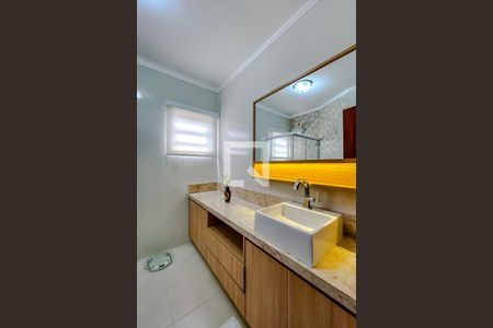 Casa à venda com 237m², 3 quartos e 4 vagasBanheiro da Suíte