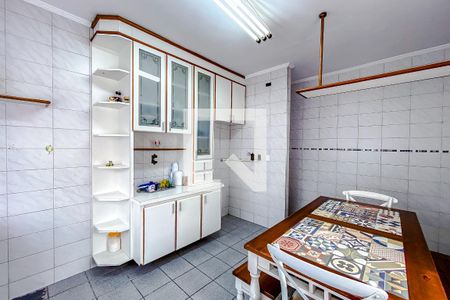 Casa à venda com 237m², 3 quartos e 4 vagasCozinha