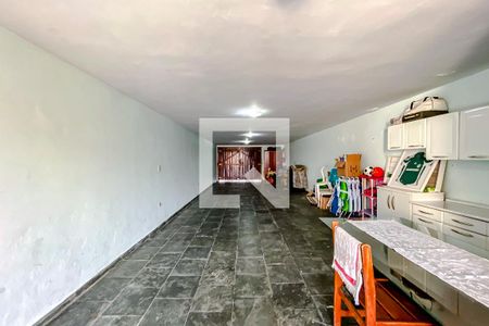 Casa à venda com 237m², 3 quartos e 4 vagasGaragem