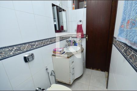 Casa à venda com 286m², 5 quartos e 2 vagasBanheiro suite