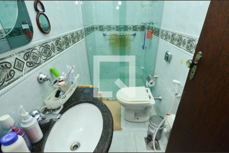 Casa à venda com 286m², 5 quartos e 2 vagasBanheiro social