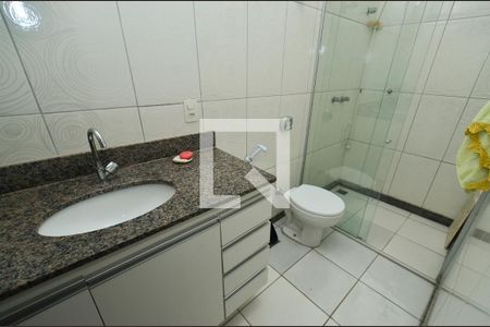 Casa à venda com 286m², 5 quartos e 2 vagasBanheiro suite