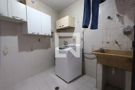 Casa à venda com 100m², 3 quartos e 1 vagaÁrea de Serviço