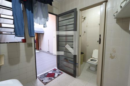 Casa à venda com 100m², 3 quartos e 1 vagaÁrea de Serviço