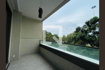 Apartamento à venda com 155m², 3 quartos e 1 vagaVaranda