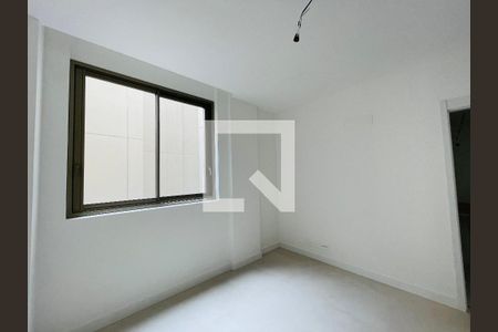 Apartamento à venda com 155m², 3 quartos e 1 vagaQuarto Suíte 2