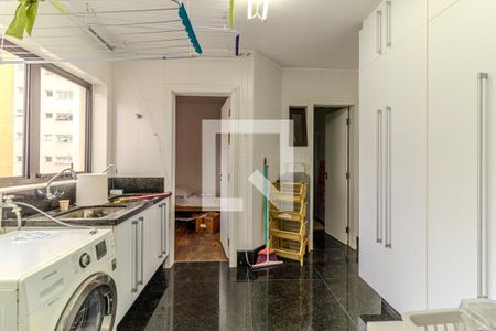 Apartamento à venda com 300m², 3 quartos e 4 vagasÁrea de Serviço