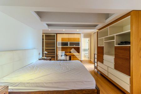 Apartamento à venda com 300m², 3 quartos e 4 vagasSuíte