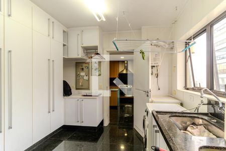 Apartamento à venda com 300m², 3 quartos e 4 vagasÁrea de Serviço