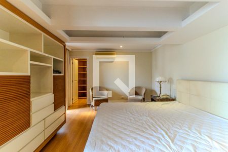 Apartamento à venda com 300m², 3 quartos e 4 vagasSuíte