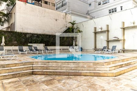 Apartamento à venda com 300m², 3 quartos e 4 vagasPiscina