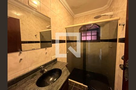 Casa à venda com 270m², 2 quartos e 2 vagas Casa à venda com 270m², 2 quartos e 2 vagasBanheiro da Suíte 1