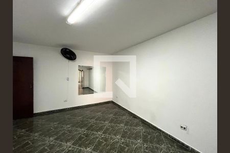 Casa à venda com 270m², 2 quartos e 2 vagas Casa à venda com 270m², 2 quartos e 2 vagasSuite 1