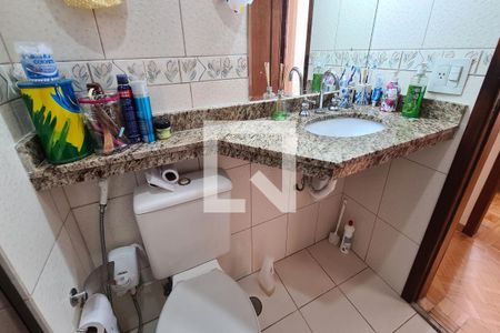 Apartamento à venda com 63m², 2 quartos e 1 vaga Apartamento à venda com 63m², 2 quartos e 1 vagaBanheiro