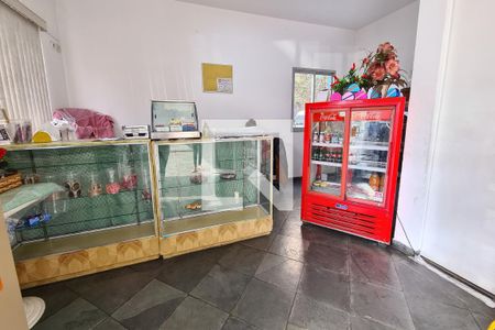 Apartamento à venda com 63m², 2 quartos e 1 vaga Apartamento à venda com 63m², 2 quartos e 1 vagaÁrea comum - padaria