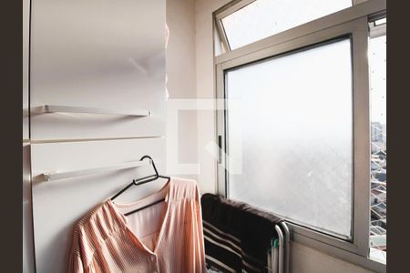 Apartamento à venda com 47m², 2 quartos e 1 vagaÁrea de Serviço