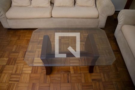 Sala 1 de apartamento para alugar com 3 quartos, 106m² em Setor Central, Goiânia