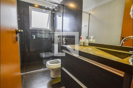 Apartamento à venda com 120m², 2 quartos e 3 vagasBanheiro da Suíte 1