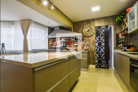 Apartamento à venda com 120m², 2 quartos e 3 vagasCozinha